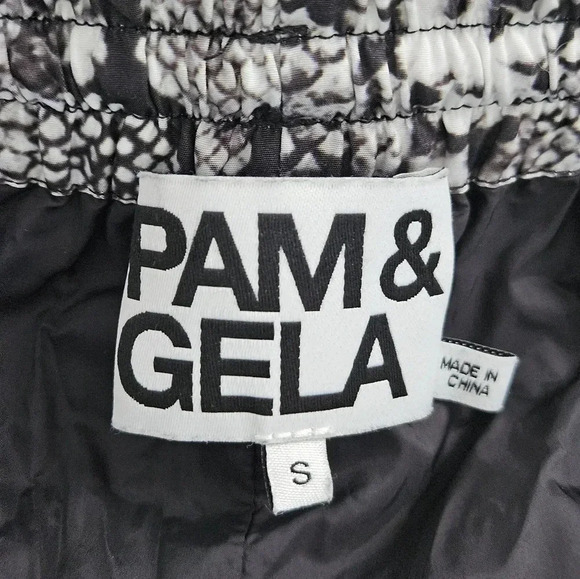 Snake dolphin shorts by Pam & Gela snakeskin print‎ size small - Picture 6 of 8